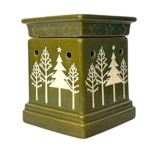 Christmas Scentsy Warmer Tannenbaum Full Size Fragrance Warmer Winter Tree - Picture 1 of 8